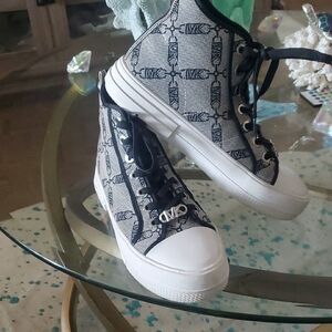 Michael Kors Women's Black and White Patterned Sneakers